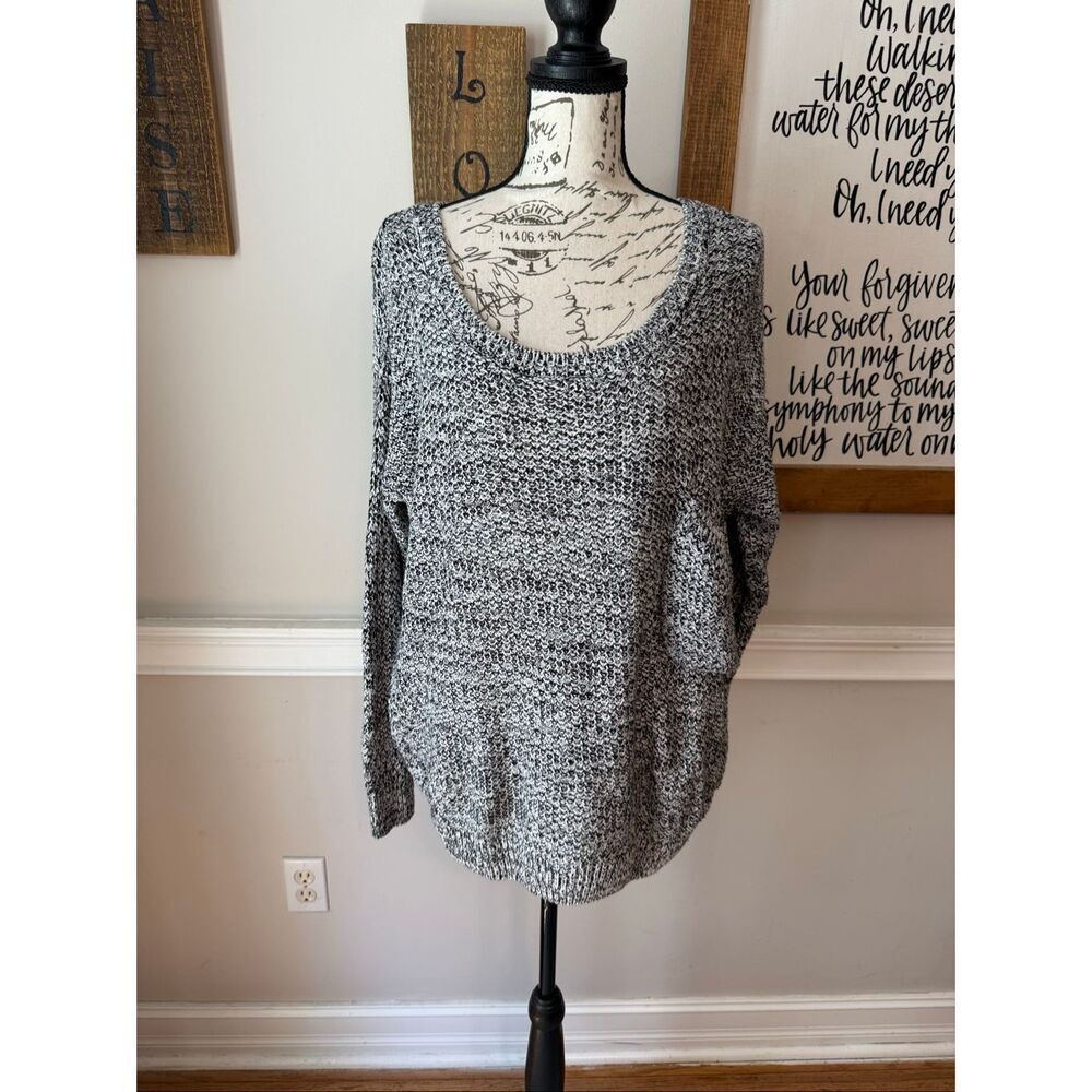 Garage Women's Marled Knit Scoop Neck Pullover Sweater Black White Size M/L